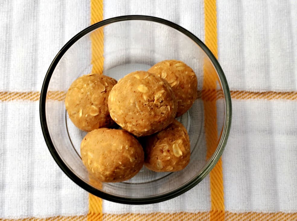 Peanut Butter Protein Balls