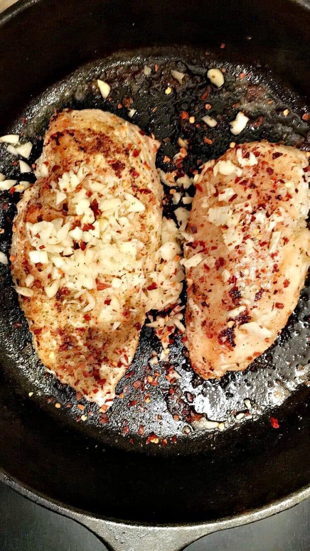 Keto Chicken with SunDried Tomatoes and Mushrooms