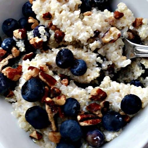 Quinoa Blueberry, Banana and Grape Breakfast Bowl – The Salted Cookie