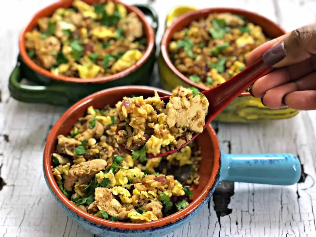 Low-Carb Paleo Cauliflower Vegetable Fried Rice with Chicken