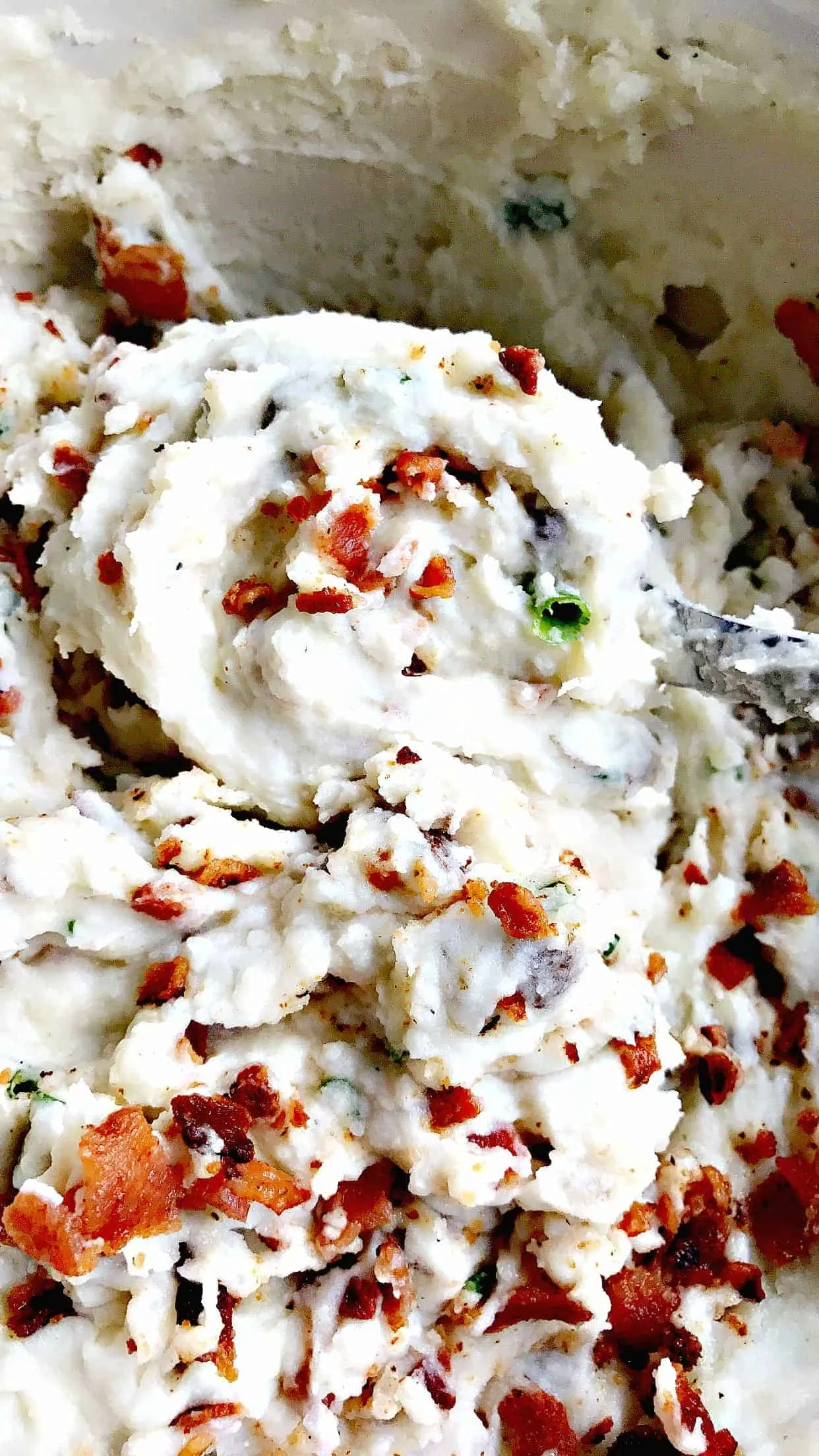 Healthy, GuiltFree, LowCalorie Dutch Oven Mashed Potatoes