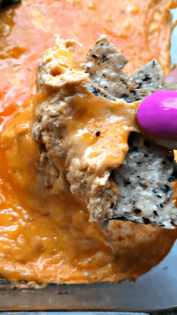 Skinny LowCarb Buffalo Chicken Dip