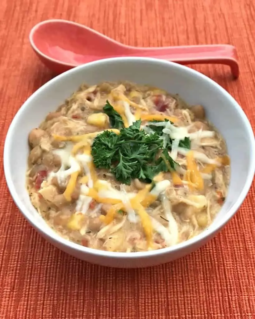 Lightened-Up Slow-Cooker White Chicken Chili