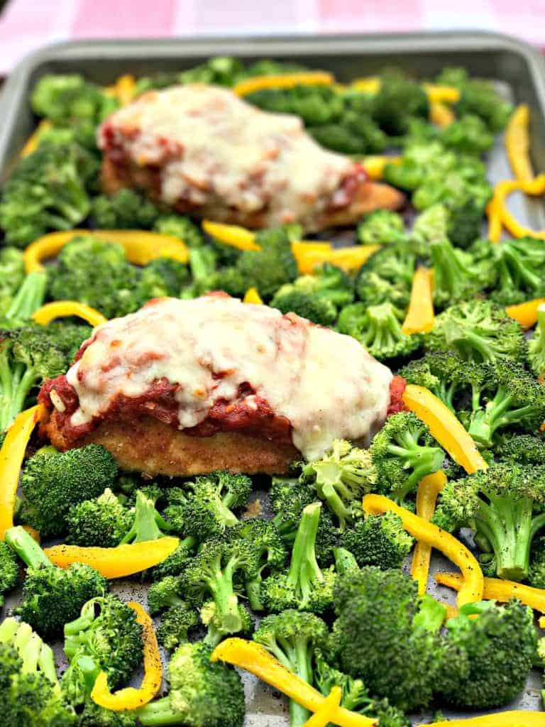 healthy sheet pan chicken parmesan and broccoli