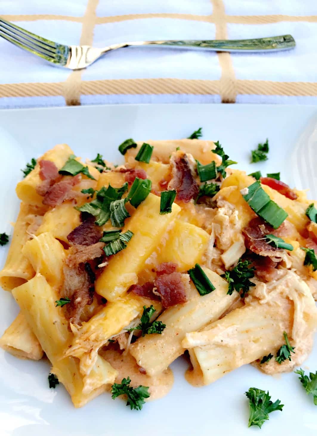 Instant Pot Buffalo Chicken Rigatoni Pasta with Bacon Stay Snatched