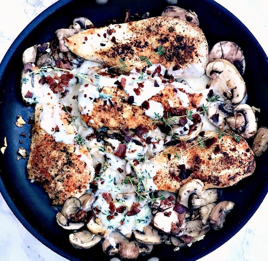 low-carb bacon mushroom chicken in cream sauce with thyme