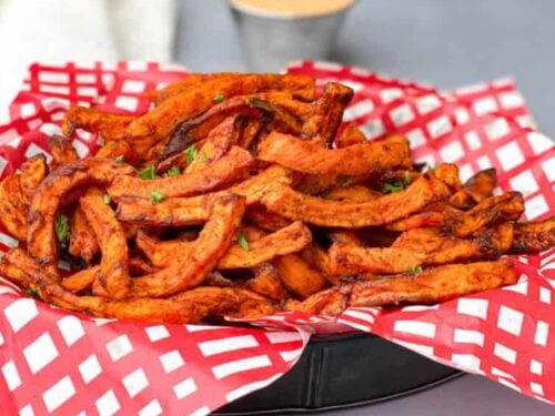 https://www.staysnatched.com/wp-content/uploads/2017/08/air-fryer-sweet-potato-fries-2-500x375.jpg