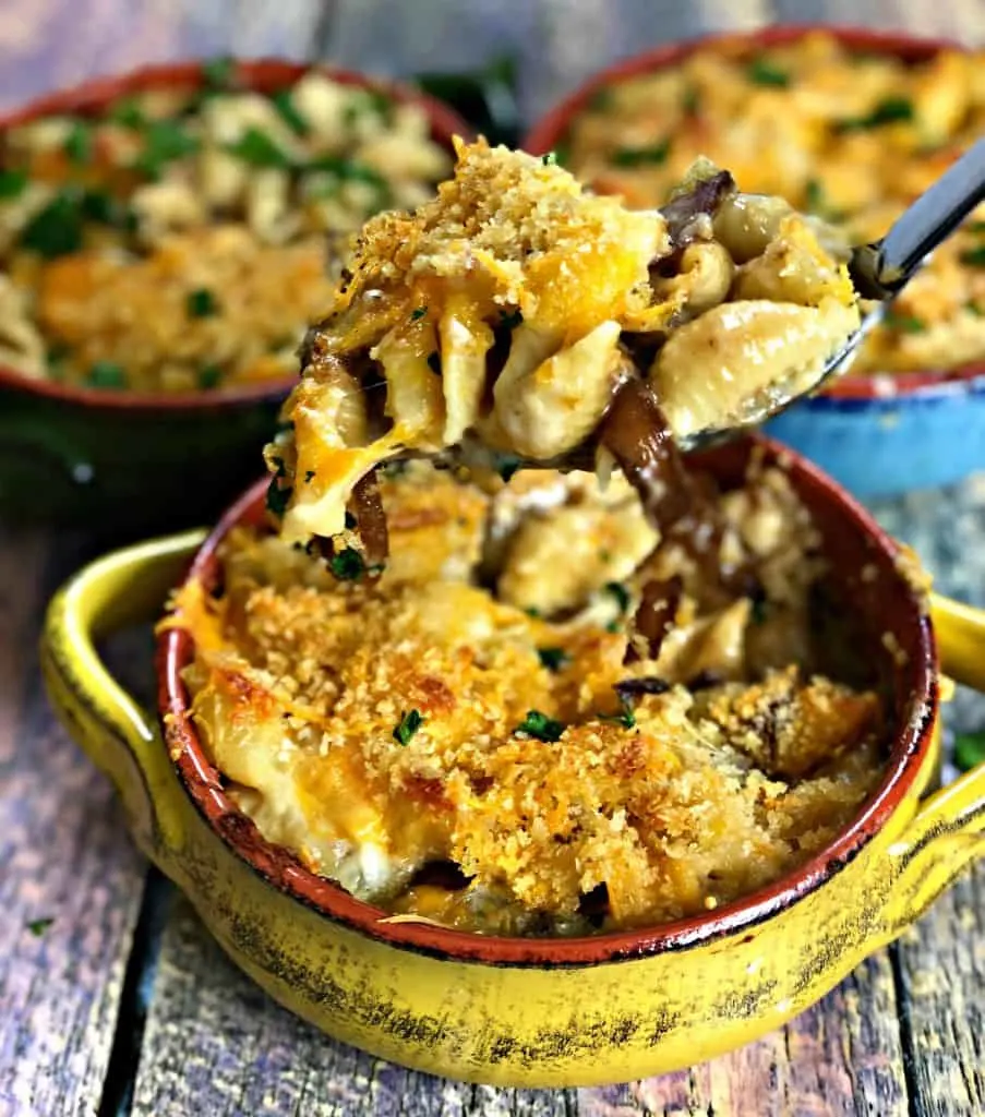 Baked Macaroni and Cheese with Caramelized Onions and Mushrooms