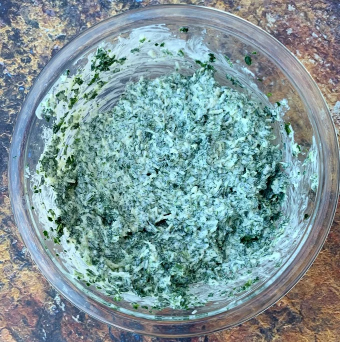 keto low carb spinach dip in a glass bowl