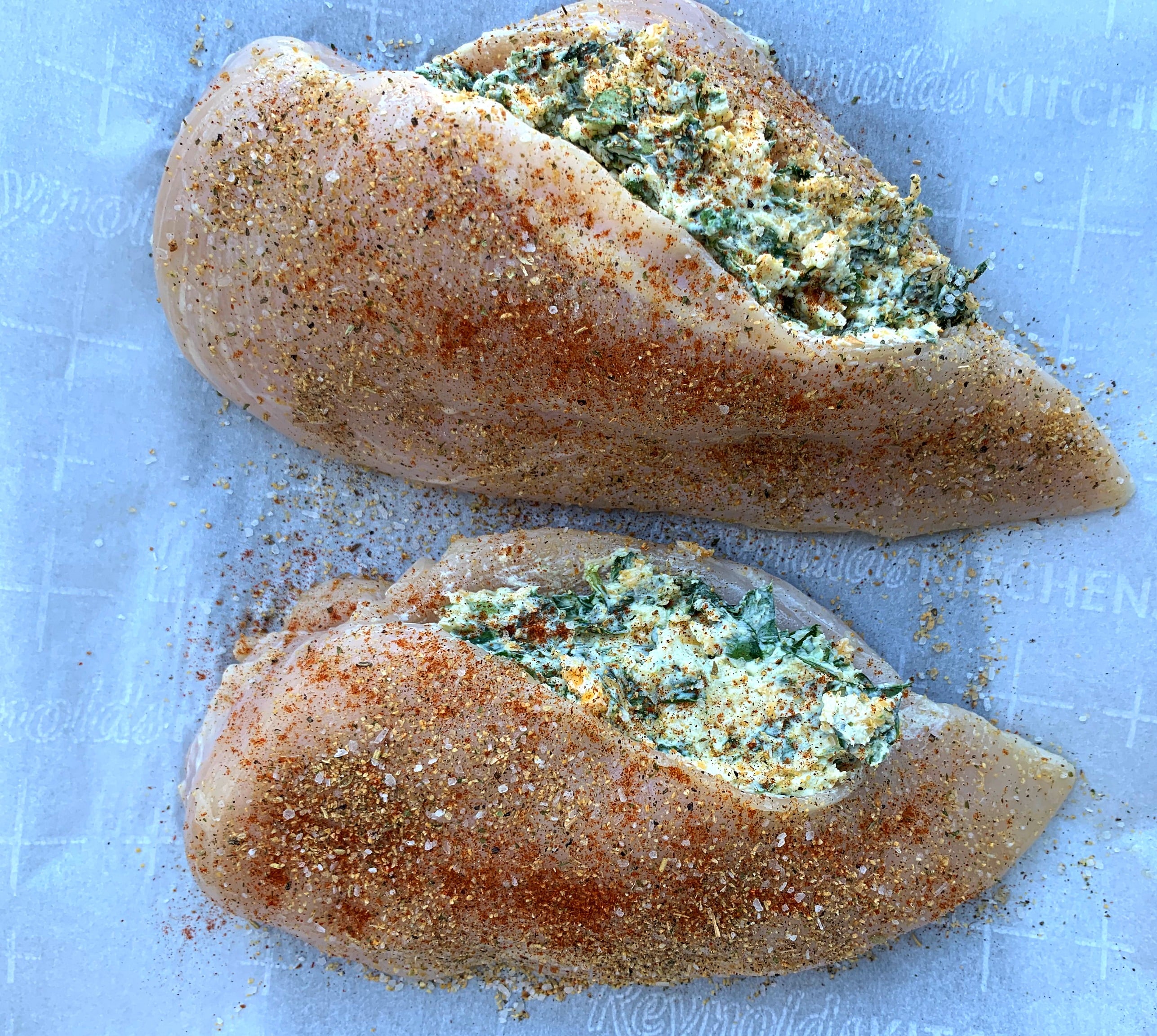Easy, LowCarb Keto Spinach Cream Cheese Stuffed Chicken