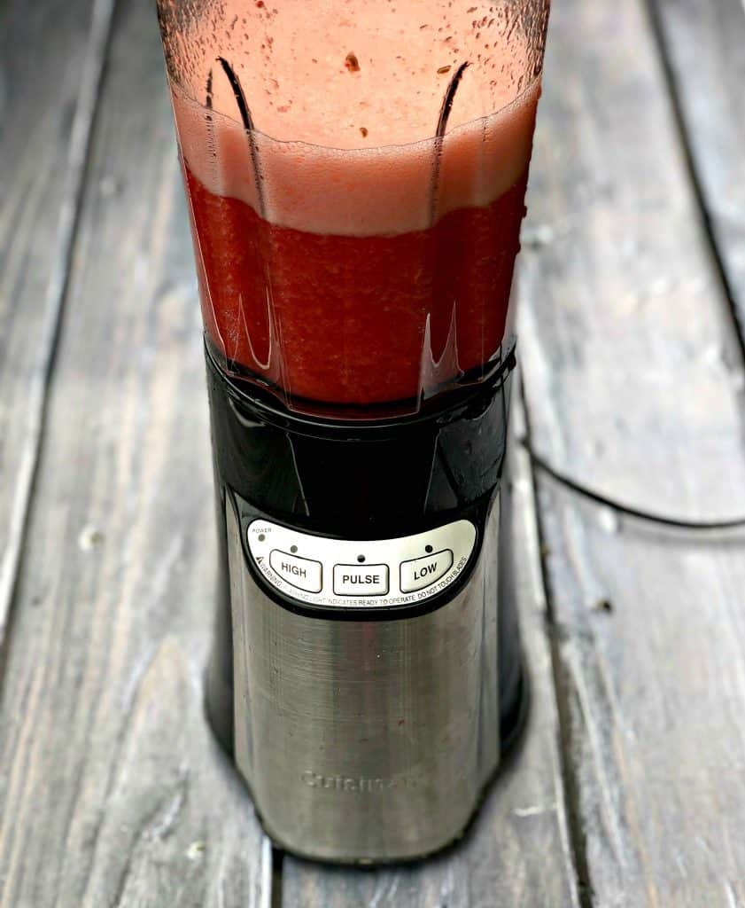 rose' wine popsicles in a blender