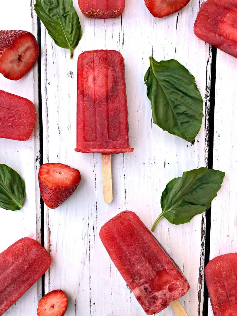 rose' wine popsicles with basil and strawberries 