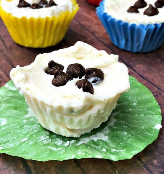 cheesecake fat bombs header cheesecake fat bombs on a flat surface