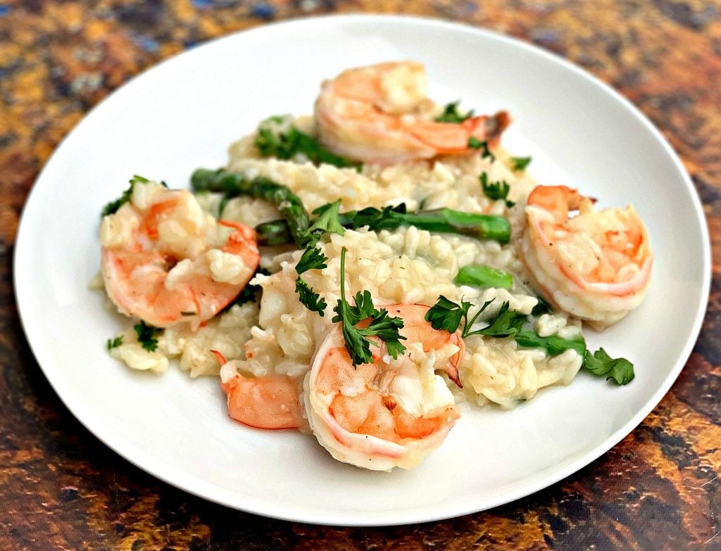 instant pot risotto on a white plate