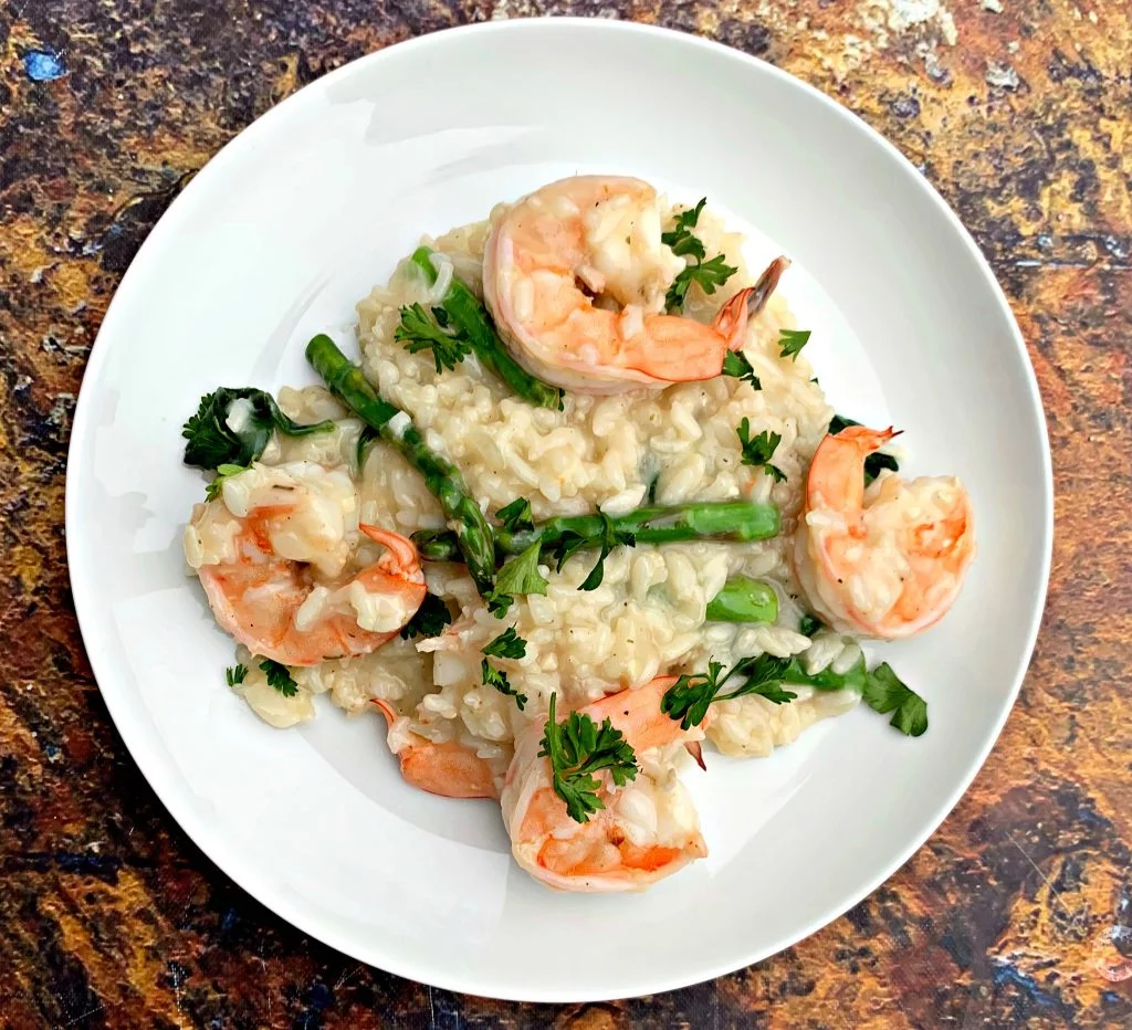 instant pot risotto on a white plate