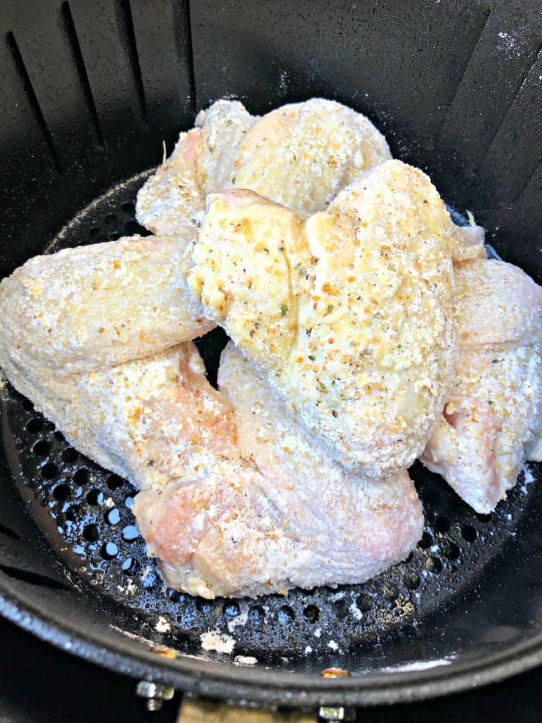 floured chicken wings in air fryer