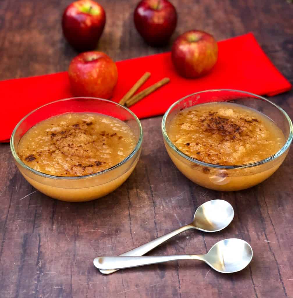 instant pot applesauce with fresh apples and cinnamon