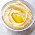 keto cauliflower mashed potatoes in a glass bowl