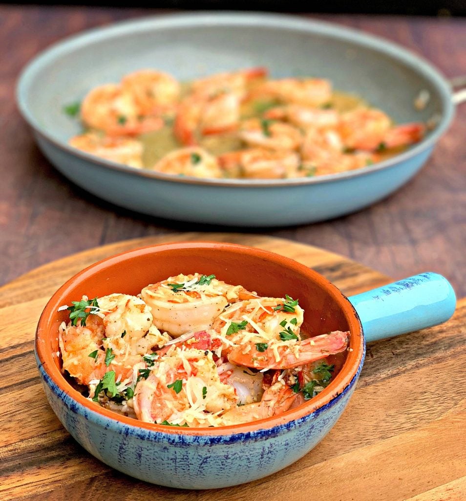 red lobster shrimp scampi in a pan