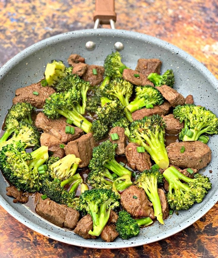 Easy Keto Low Carb Beef and Broccoli + {VIDEO}