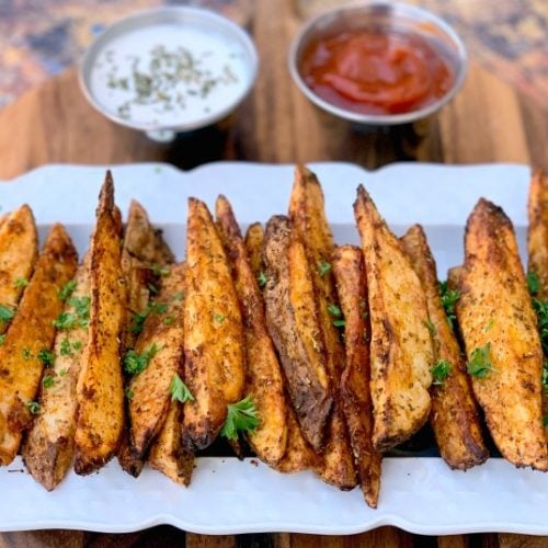 https://www.staysnatched.com/wp-content/uploads/2019/02/air-fryer-potato-wedges-7-500x500.jpg