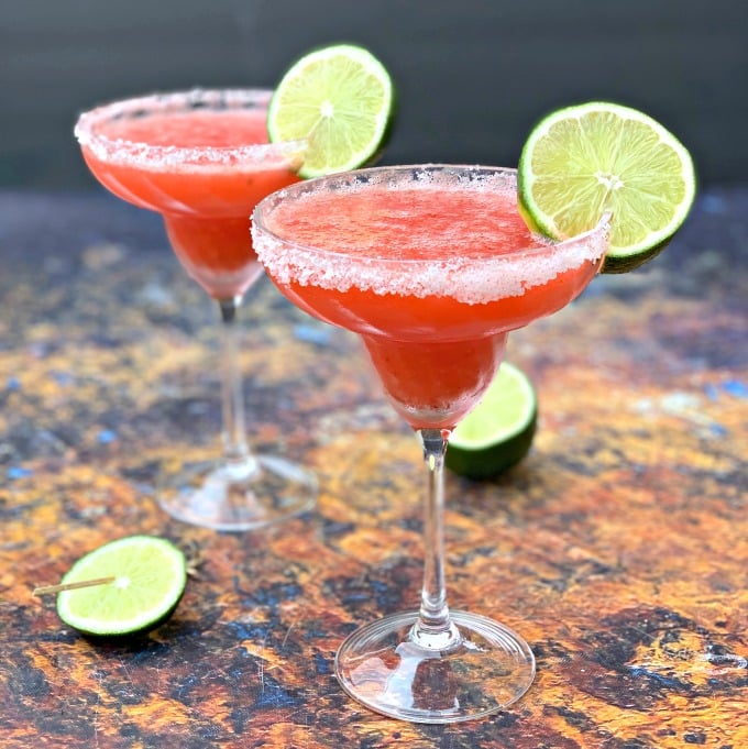 Keto Low-Carb Skinny Frozen Strawberry Margarita Cocktails {VIDEO}