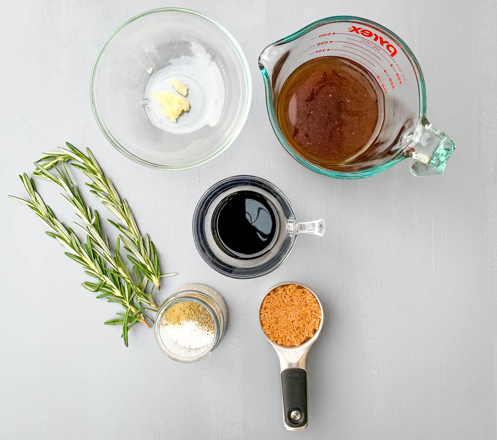 minced garlic, beef broth, balsamic vinegar, brown sugar, and rosemary