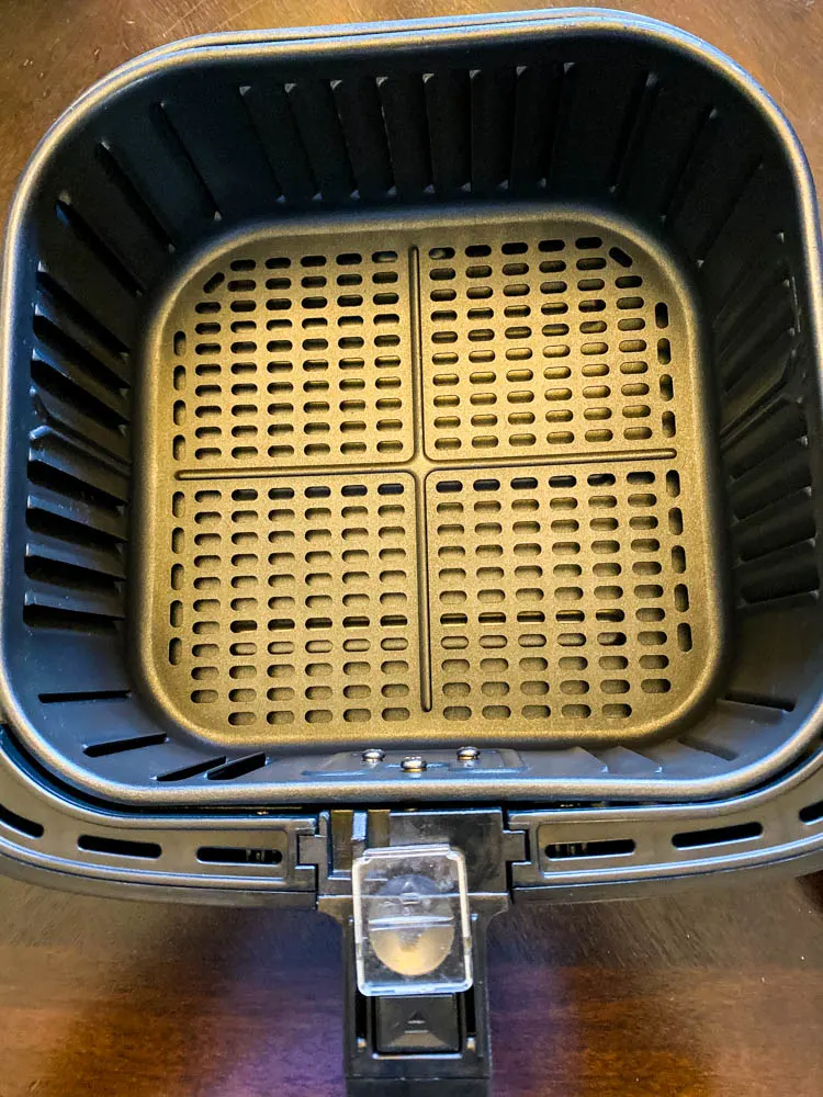 Cosori 5.8 quart air fryer basket