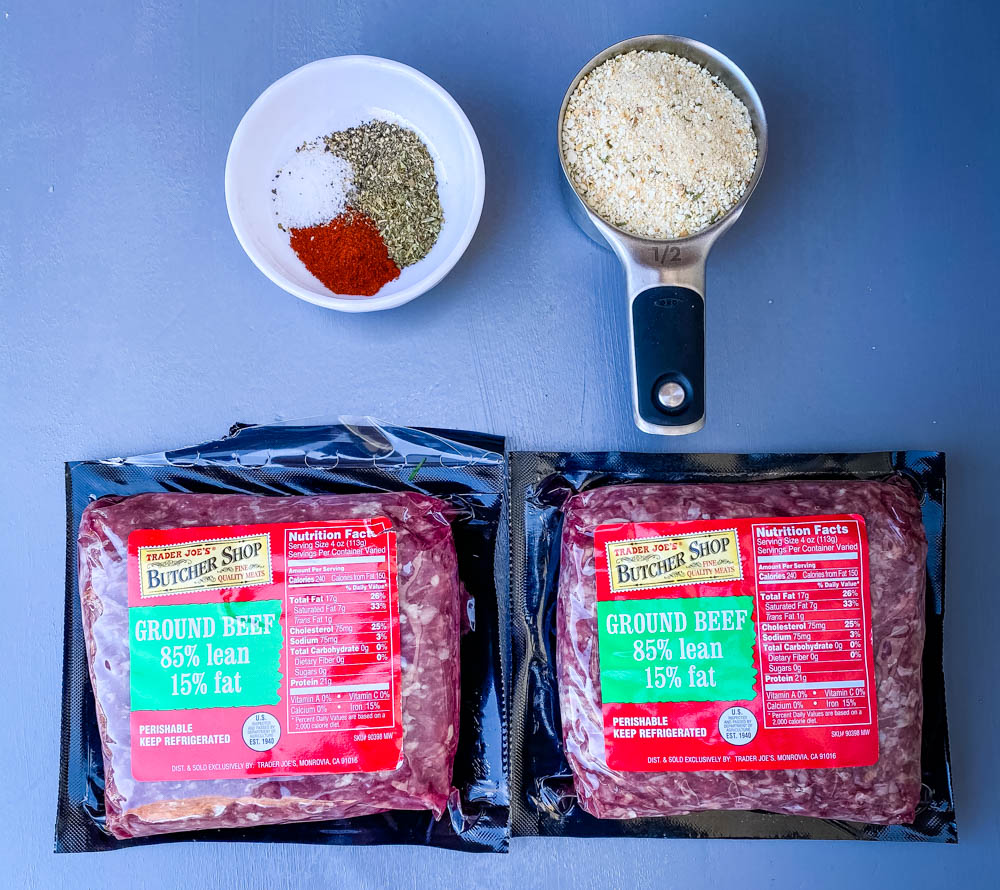 seasoning, breadcrumbs, and ground beef for air fryer meatloaf