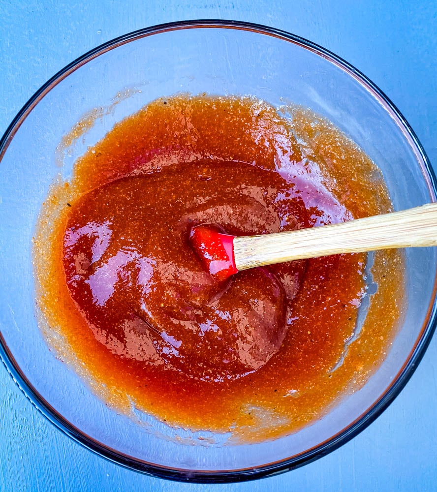 air fryer meatloaf glaze in a glass bowl