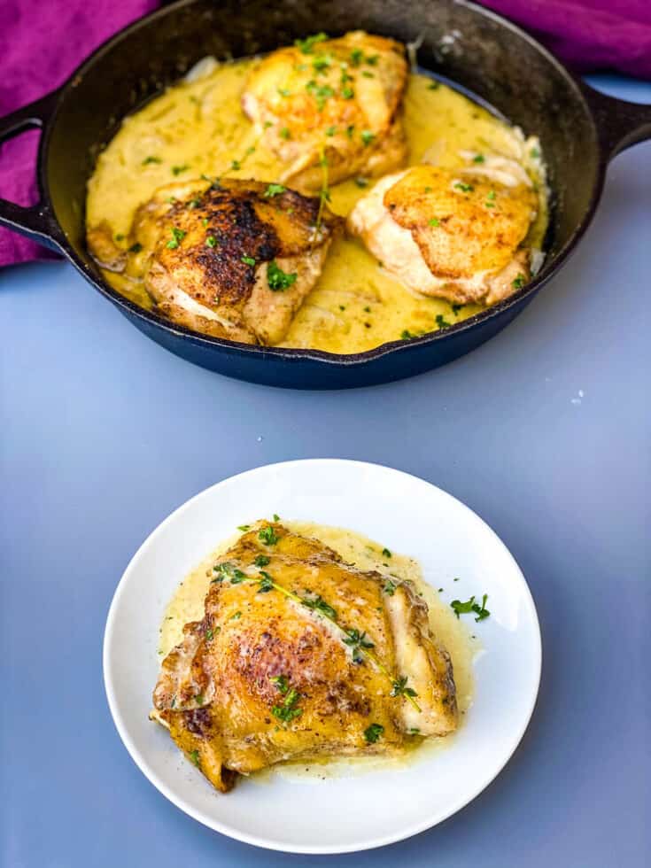 Soul Food Smothered Chicken Thighs + {VIDEO}