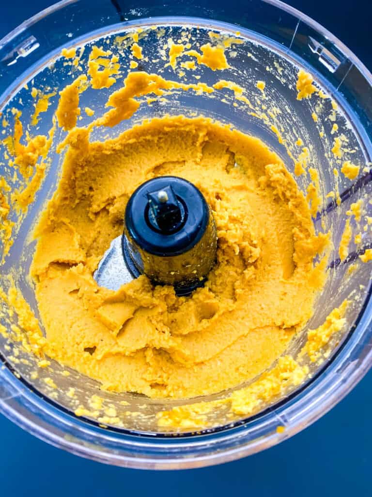 pumpkin hummus in a food processor