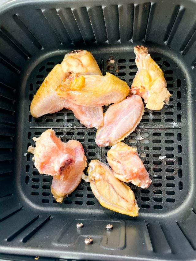 Air Fryer Frozen Chicken Wings (No Thaw) + {VIDEO}