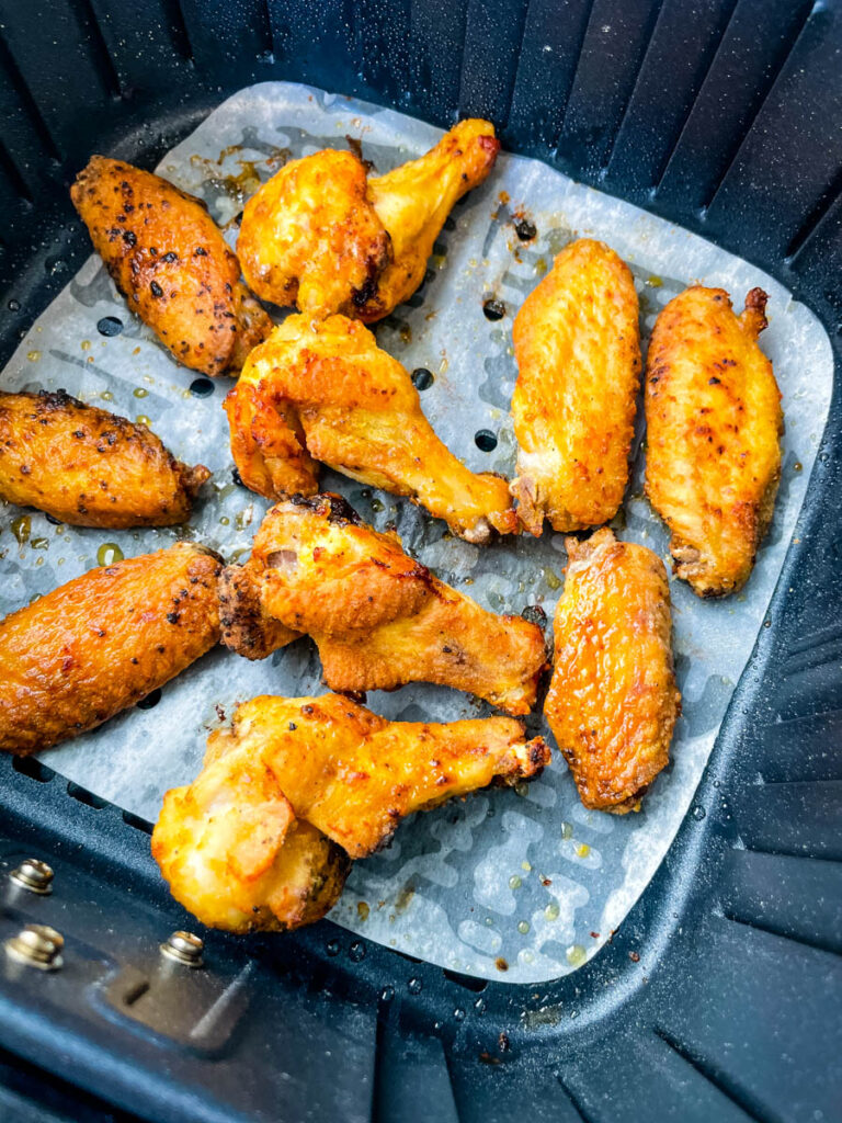 lemon pepper wings in a basket