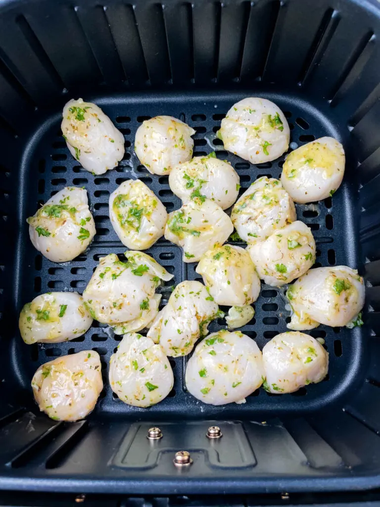 raw scallops in an air fryer