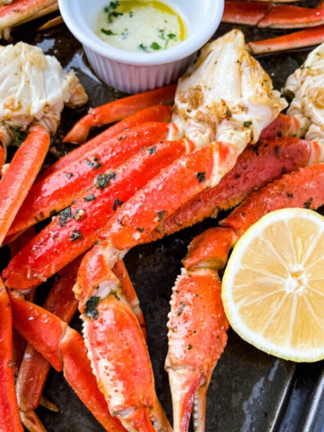 Baked Crab Legs with Garlic Butter + {VIDEO}