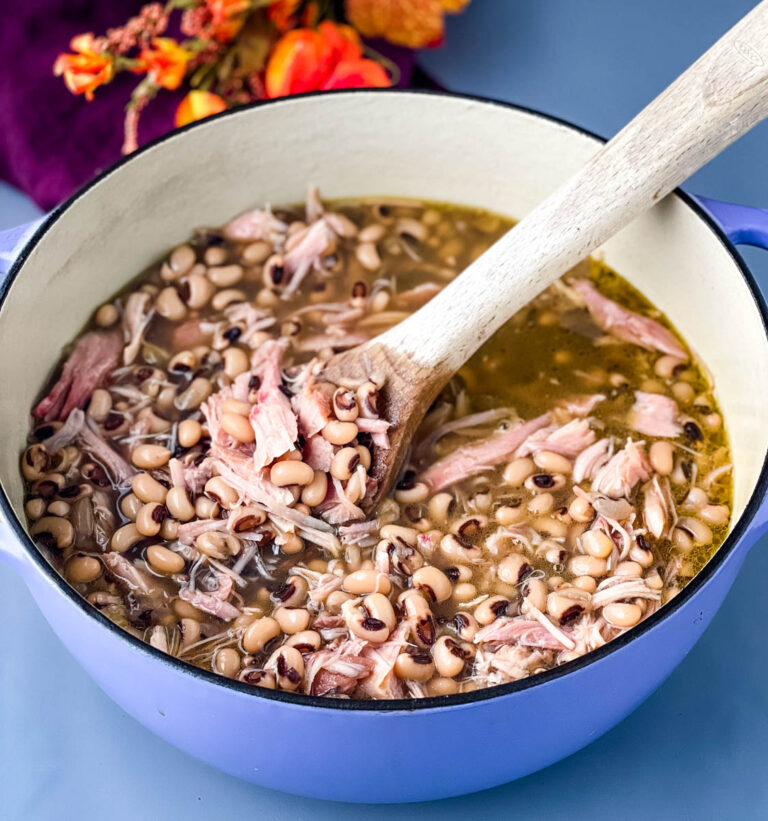 Southern Black Eyed Peas with Smoked Turkey + {VIDEO}