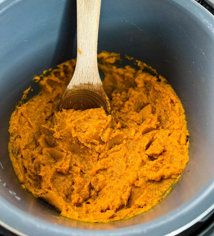 Mashed Sweet Potatoes with Brown Sugar