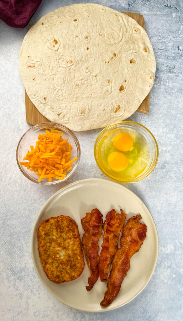 Easy Breakfast Crunchwrap + {VIDEO}