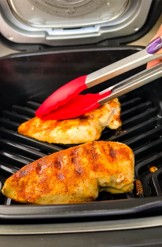 Ninja Foodi Grill Chicken Breast + {VIDEO}
