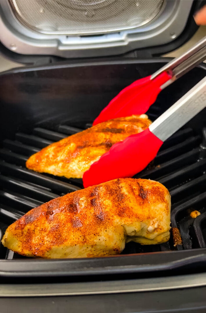 Ninja Foodi Grill Chicken Breast + {VIDEO}