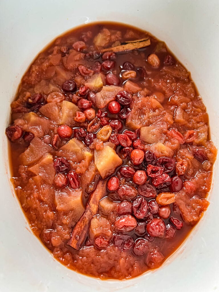 apple cranberry sauce in a pot