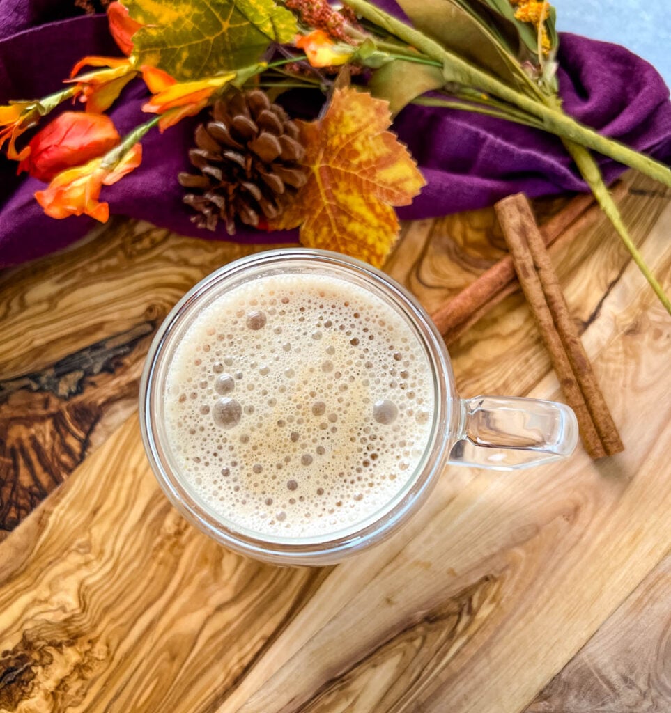 sugar free pumpkin spice latte in a clear mug