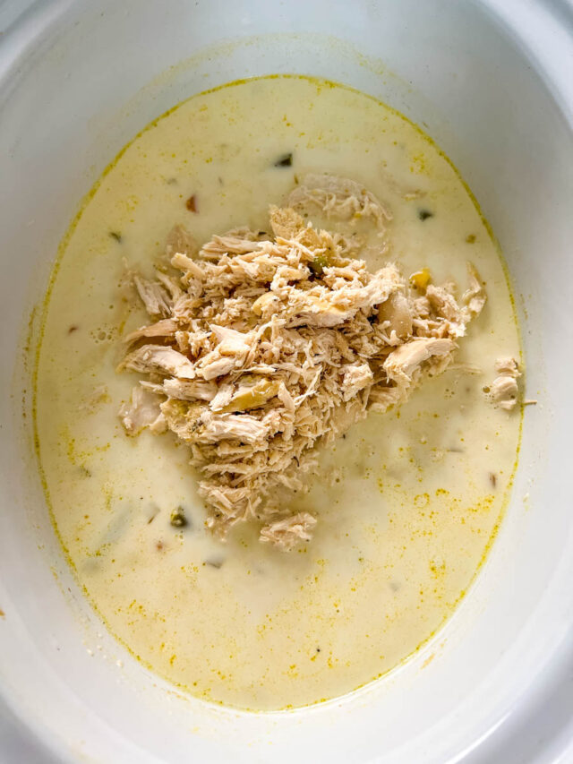 Slow Cooker Crockpot Chicken Pot Pie with Biscuits