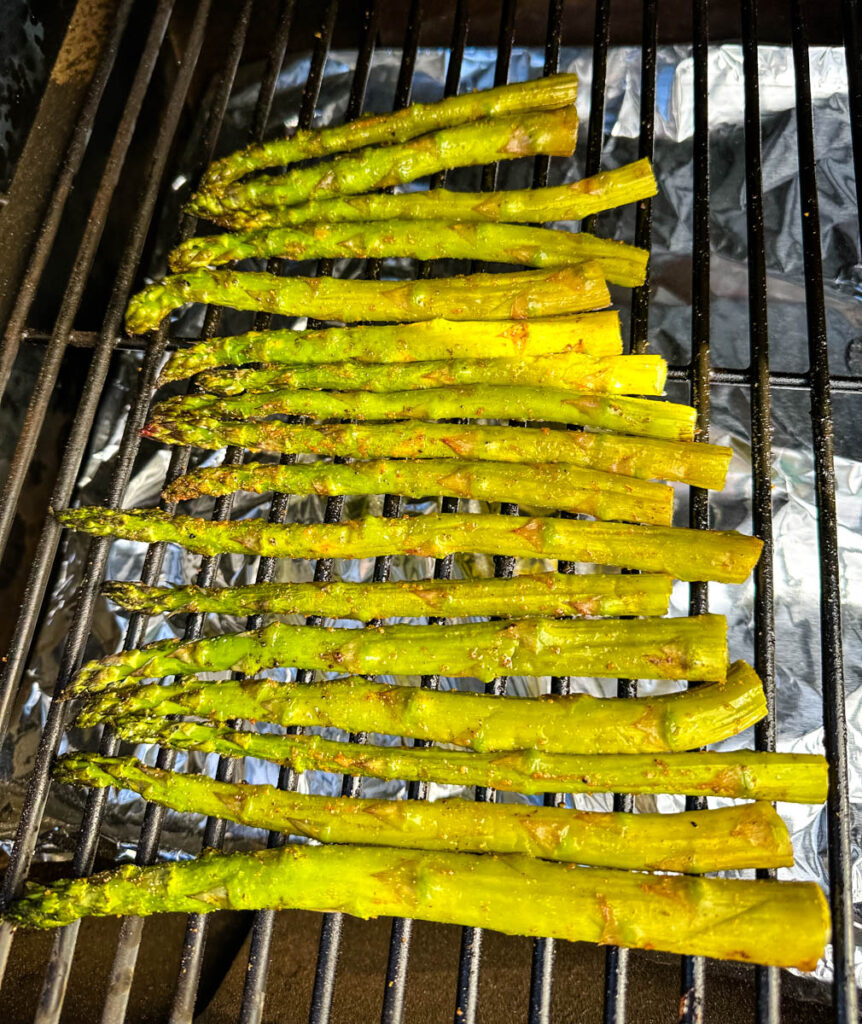 asparagus on a smoker grill