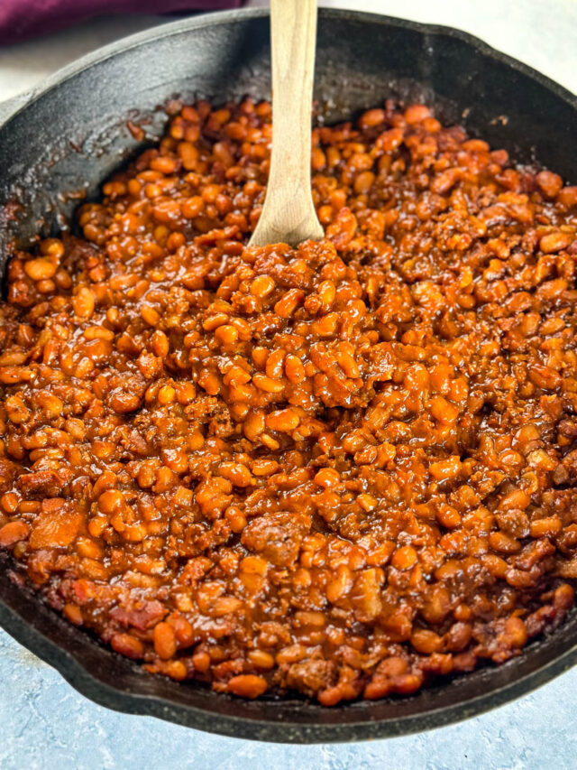 Smoked BBQ Baked Beans with Bacon and Ground Beef