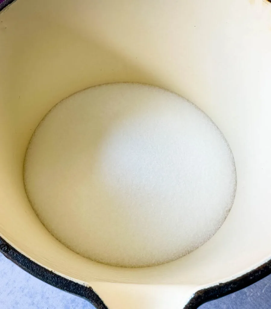 sweetener and sugar in a saucepan