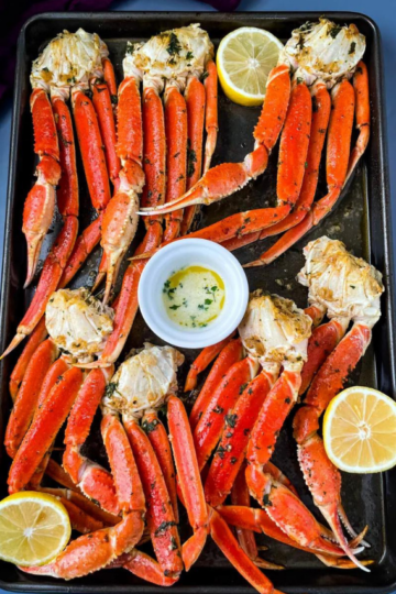 Baked Crab Legs with Garlic Butter