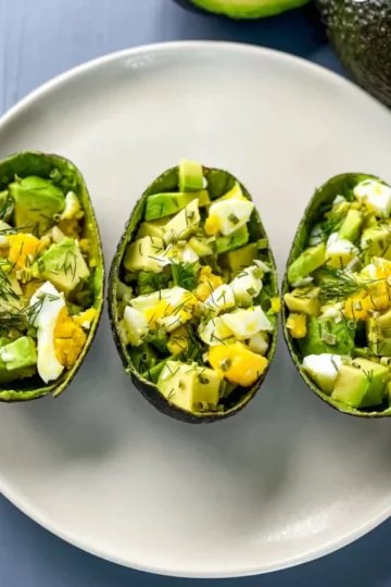 avocado-egg-cups-2-1-1294x1536.jpg