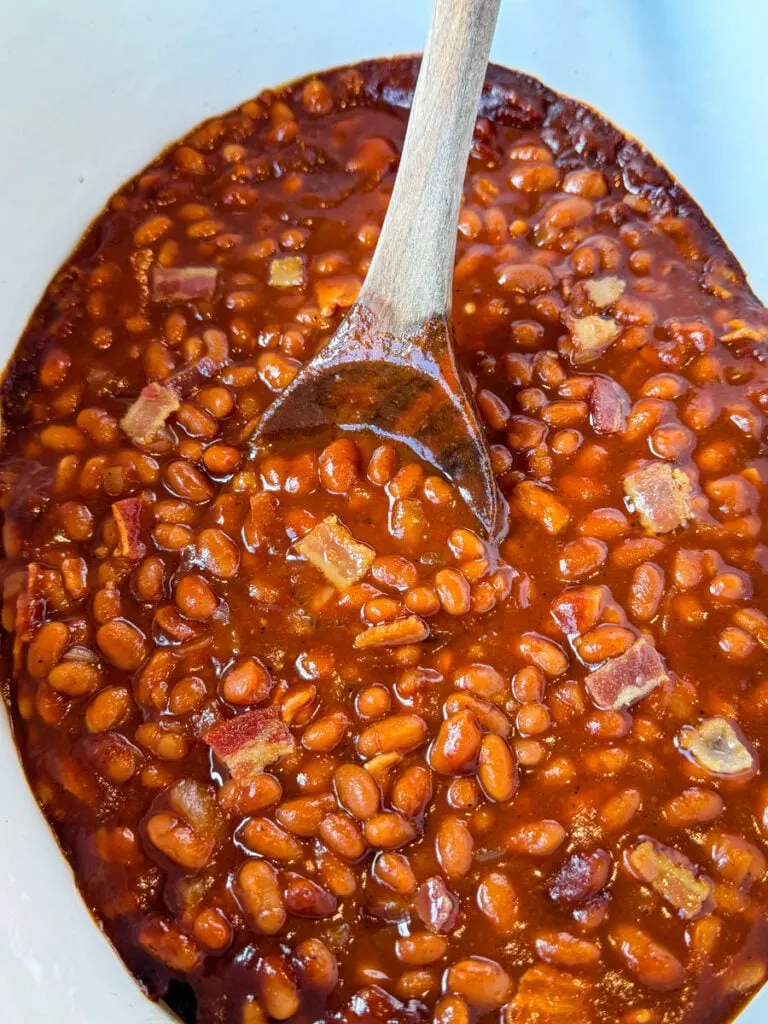 slow-cooker-crockpot-baked-beans-with-bacon